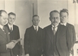 J. Sütiste, P. Ariste, P. Haliste, G. Suits, Fr. Tuglas 1934. a. ülikooli sööklas E. Vilde mälestusnäituse korraldamise puhul - KM EKLA