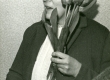 Betti Alver J. Liivi nimelise luuleauhinna vastuvõtmisel oma kodus Koidula tn 8-2 1968. a. - KM EKLA