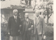 A. Läte, Otmar Feigler, K. E. Sööt Tartus Gustav-Adolfi ausamba juures 1931. VII 28 - KM EKLA