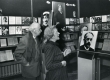 Valmar Adams ja Aira Kaal G. Suitsu näituse avamisel 30. XI 1983 - KM EKLA