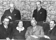 Siuru 18. mai 1937. Istuvad F. Tuglas, M. Under, A. Gailit, H. Visnapuu. Seisavad A. Adson, J. Semper - KM EKLA