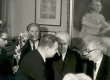 R. Parve, A. Antsberg, V. Beekman ja H. Kruus õnnitlemas Fr. Tuglast tema 85. sünnipäeval 1971. a. - KM EKLA
